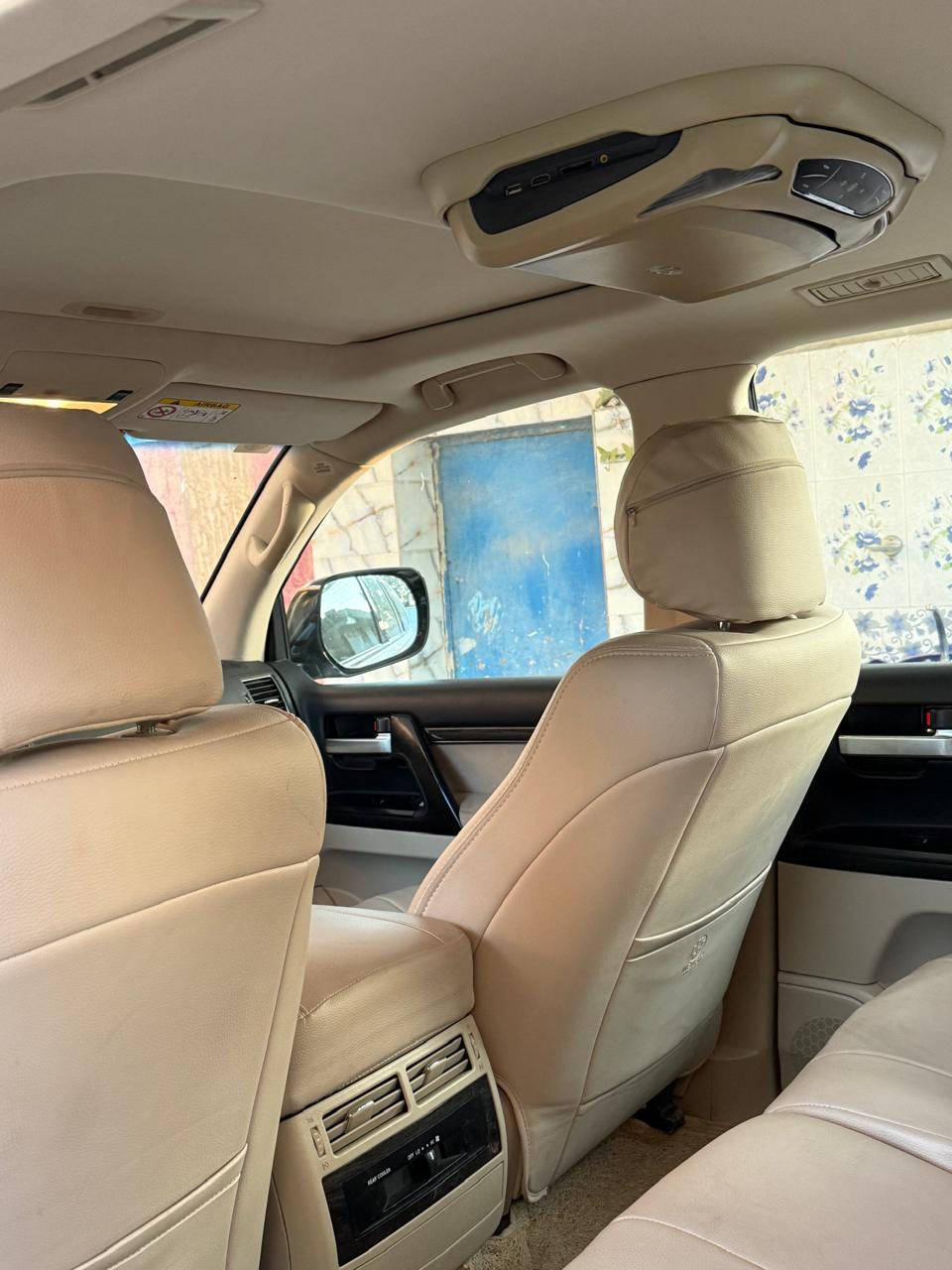 السلام عليكم اخوان للبيع لاندكروز 2021 بريم اصلي رقم بغداد بسمي سياره مكفوله كفاله عامه شرط سونار ماشيه 51حقيقي تخم تاير سياره عل ابلاد مكانه بغداد فلكة حي نصر للستفسار***********
