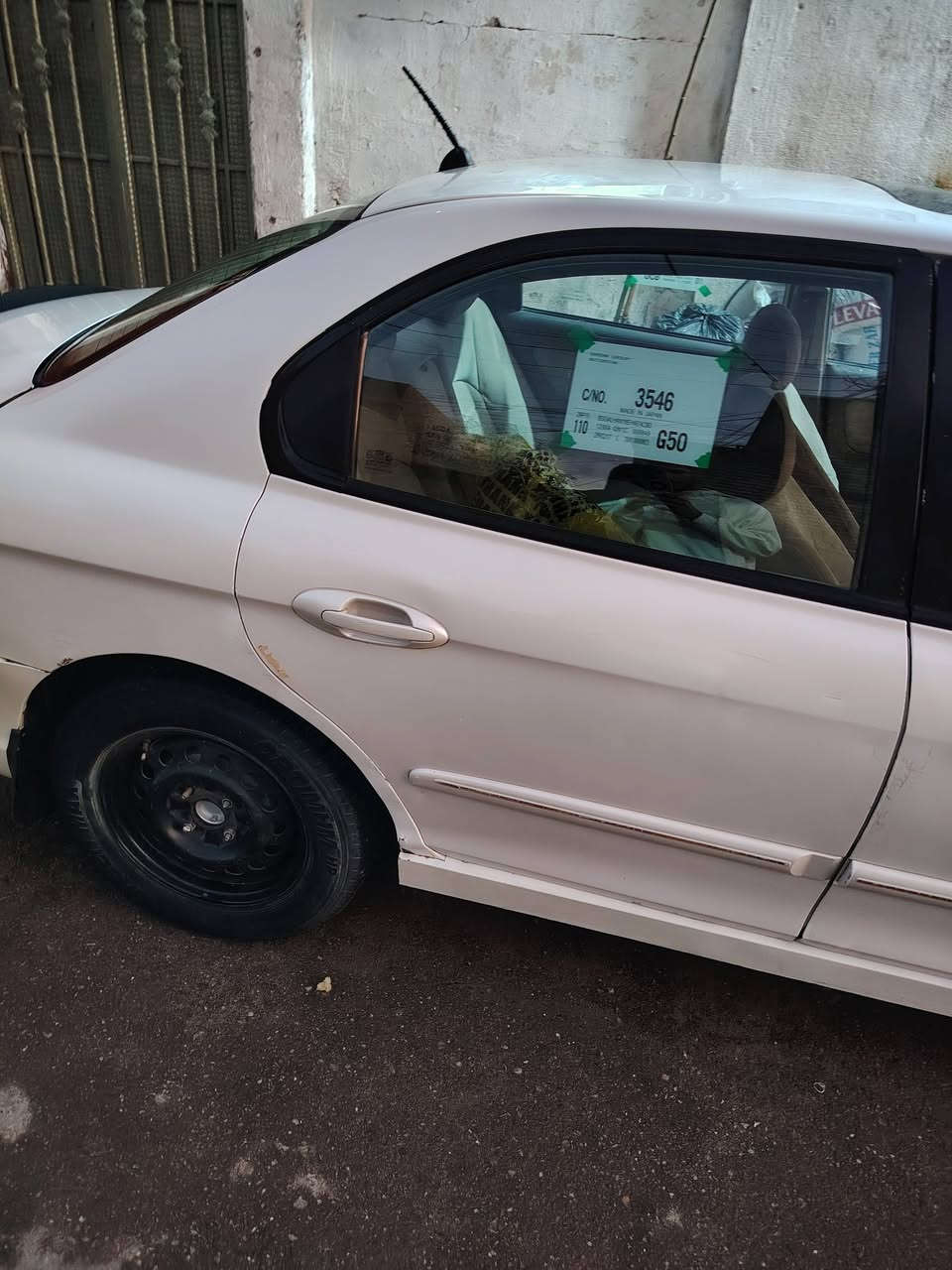 سلام عليكم ورحمة الله سياره سوناته مديل 2001 سياره كامله خير من الله مكينه كير كهربيات كله شغاله نقصه بس راديتر تبريد مكان بغداد الجديدة 📍 ***********
