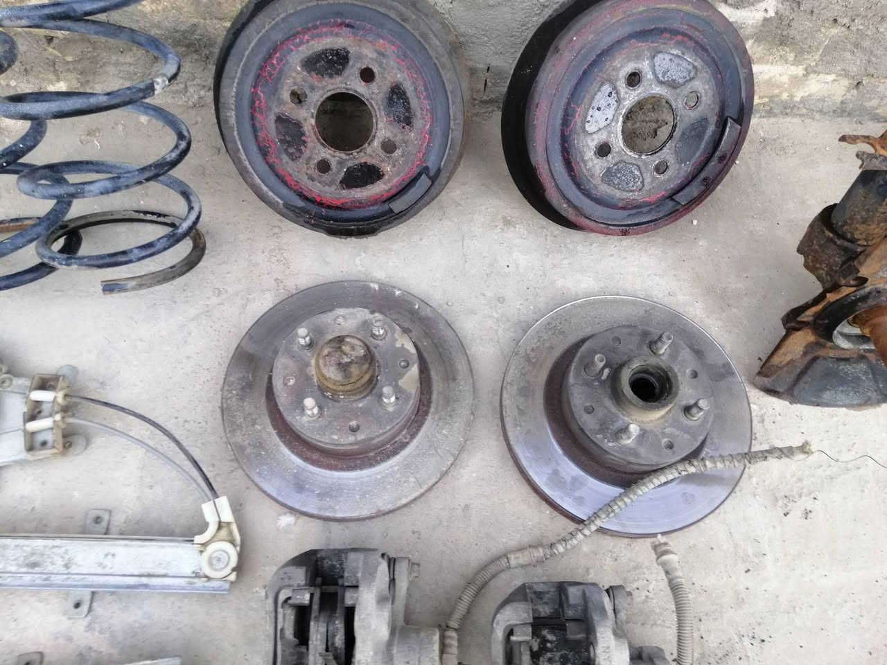 السلام عليكم ادوات برنس عادي للبيع السعر 100الف العنوان كربلاء المقدسة الاتصال على  ***********
