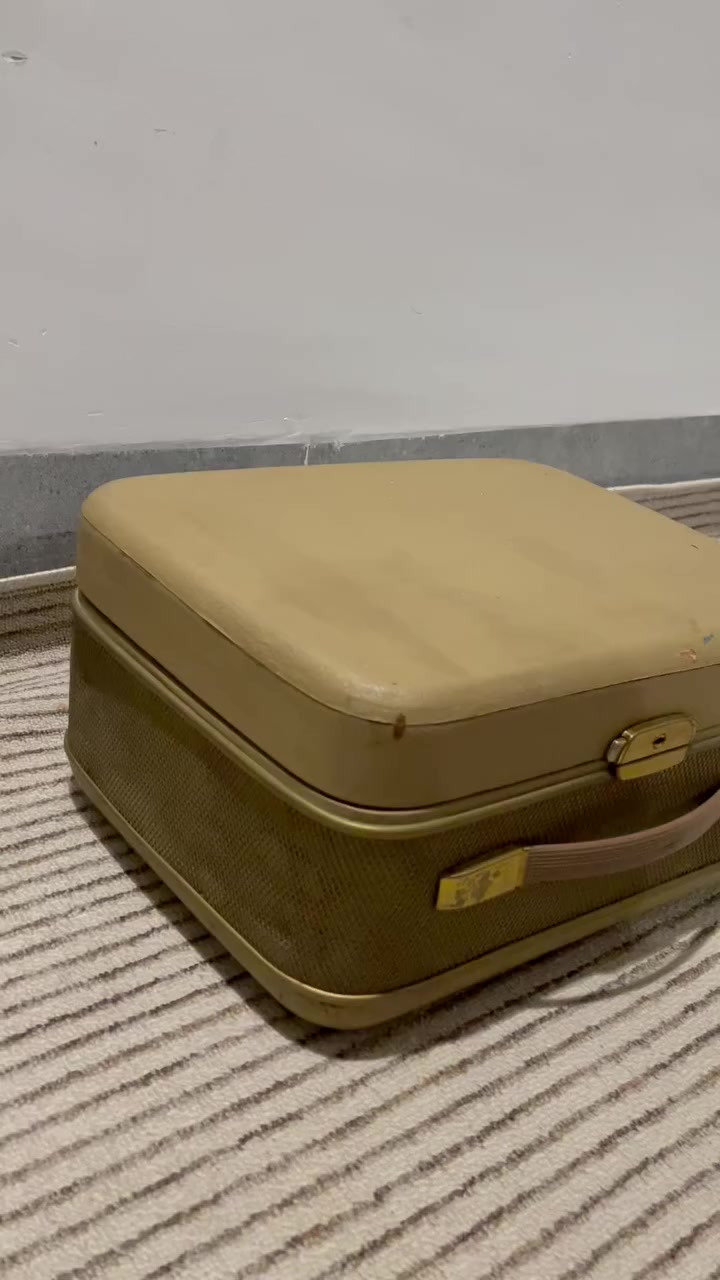 للبيع


**إذا كنت صاحب هذا الإعلان وتريد حذفه لأي سبب، رجاءا أرسل رسالة إلى الدعم الفني**