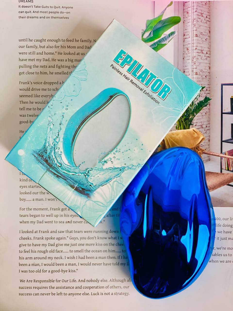 🌸 ممحاة الشعر الكريستالية (V2COM) الأصيلة 🌸
وداعاً للألم ومرحباً ببشرة ناعمة كالأطفال!
أداة سحرية لإزالة الشعر وتقشير البشرة بكل سهولة وبدون أي ألم، باستخدام تقنية بلورات النانو الذكية.
✨ أهم المميزات:
 بدون ألم أو جروح: إزالة سريعة بحركات دائرية خفيفة.
 عناية فائقة: تتخلص من الشعر تحت الجلد، تضيق المسامات، وتزيل الجلد الميت.
 اقتصادية وصديقة للبيئة: قابلة لإعادة الاستخدام لمدد طويلة دون الحاجة لشحن أو تبديل.
 إبطاء النمو: تؤخر نمو الشعر بعد كل استخدام.
 آمنة ومتعددة الاستخدامات: مناسبة لكل مناطق الجسم (الساقين، الذراعين، الظهر، وغيرها).

 السعر: 5 الآلاف دينار
#منتجات
#اكسبلور


**إذا كنت صاحب هذا الإعلان وتريد حذفه لأي سبب، رجاءا أرسل رسالة إلى الدعم الفني**
