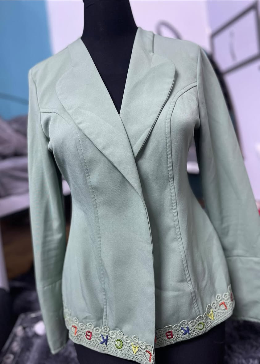 ٥ الف  توصيل ٣ الف


**إذا كنت صاحب هذا الإعلان وتريد حذفه لأي سبب، رجاءا أرسل رسالة إلى الدعم الفني**