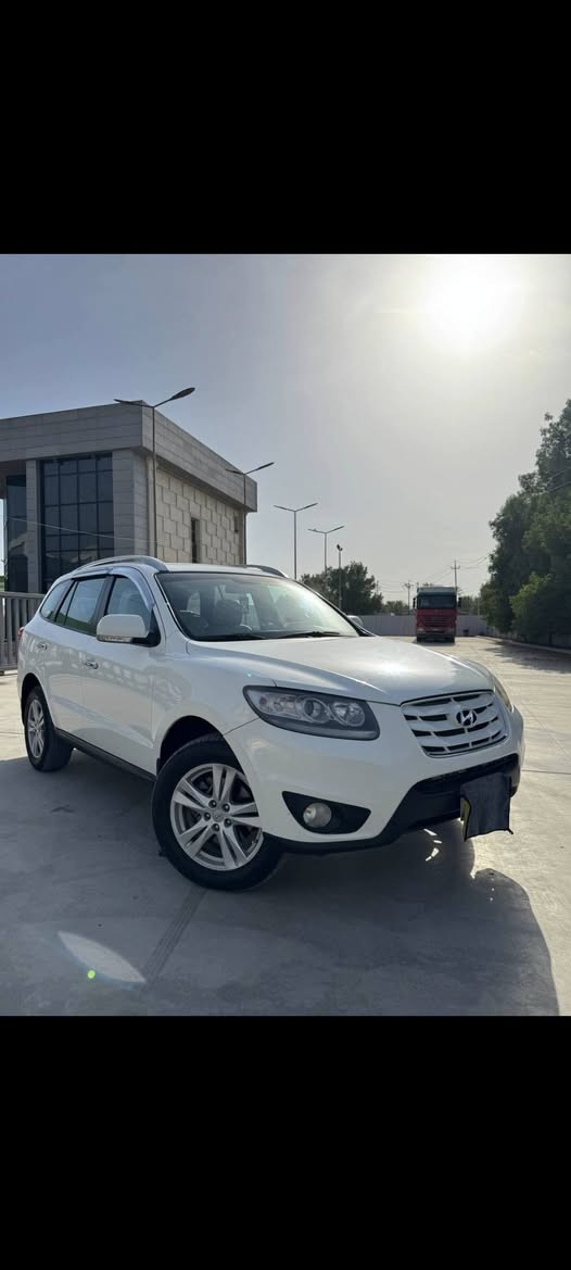 سنتاڤيه مديل/ 2010

محرك V6/3500

خليجي شركه العامه للسيارت .

فور ويل تبريد 3 قطع 

شاشه 

لايت زنون 

بدون صبغ فقط بارد قليل باب لسايق 

السعر 152 وبيها مجال بسيط 

بغداد البياع 

رقم الهاتف 

‏‪***********‬‏
