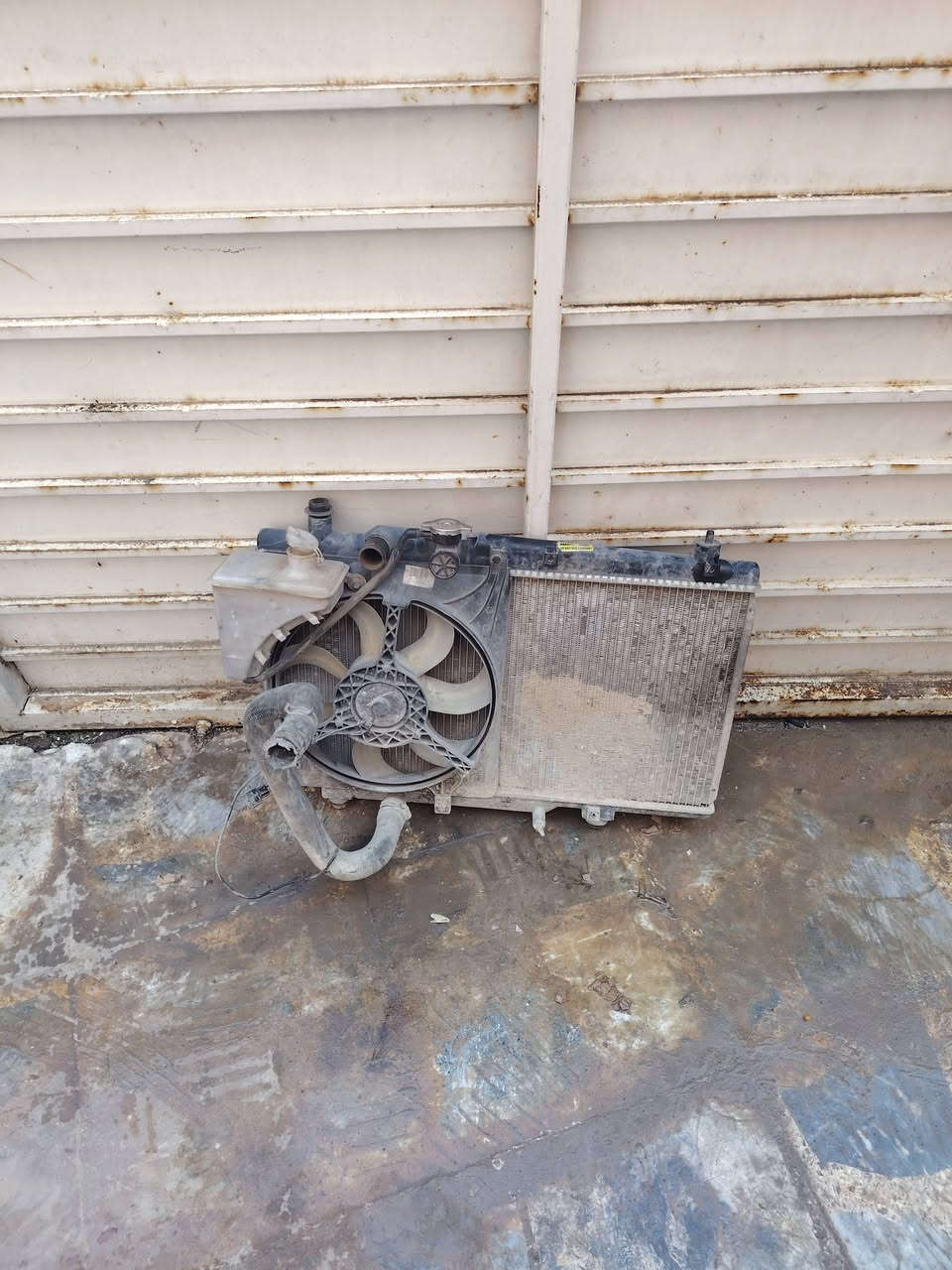 غراض تفصيخ سي كي للبيع العوان موصل الحدباء لايوجد توصيل
***********
***********
