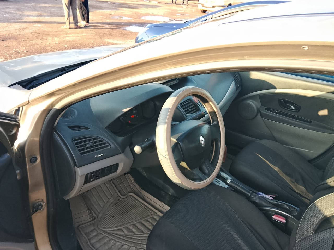 🚗 للبيع سيارة رينو فلونس موديل 2012 🚗
📍 الموقع: بغداد
✨ المواصفات:
اللون: ذهبي
مكفولة من الصبغ والضربة
بيها جلح خفيف بالبنيد
مكينة وكير وتبريد بحالة ممتازة ✔️
استخدام نظيف وجاهزة للاستعمال
💰 السعر: مناسب 55وقابل للنقاش للجادين
📞 للتواصل: ***********
🔄 تحويل بغداد ثاني يوم إن شاء الله
⚡ سيارة عملية واقتصادية ومناسبة للاستخدام اليومي
