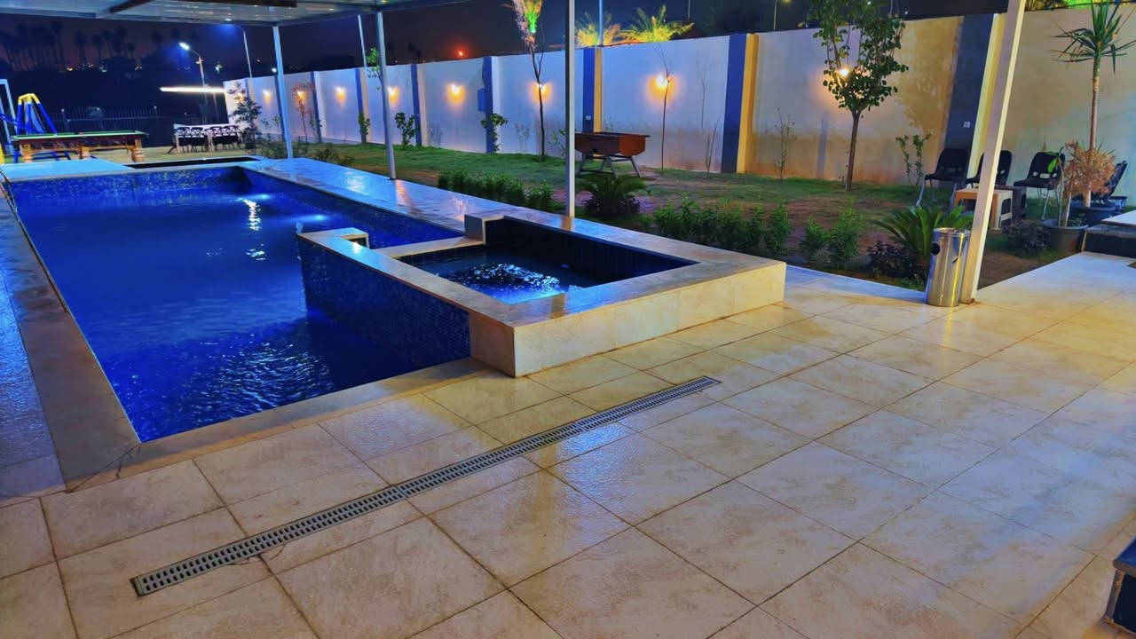 متوفر حجوزات بدايه الزعفرانيه ع شط دجله المزرعه موثقه بتطبيق اجرلي النهاري ١٠٠ المسائي ١٢٥ للاستفسار ***********
