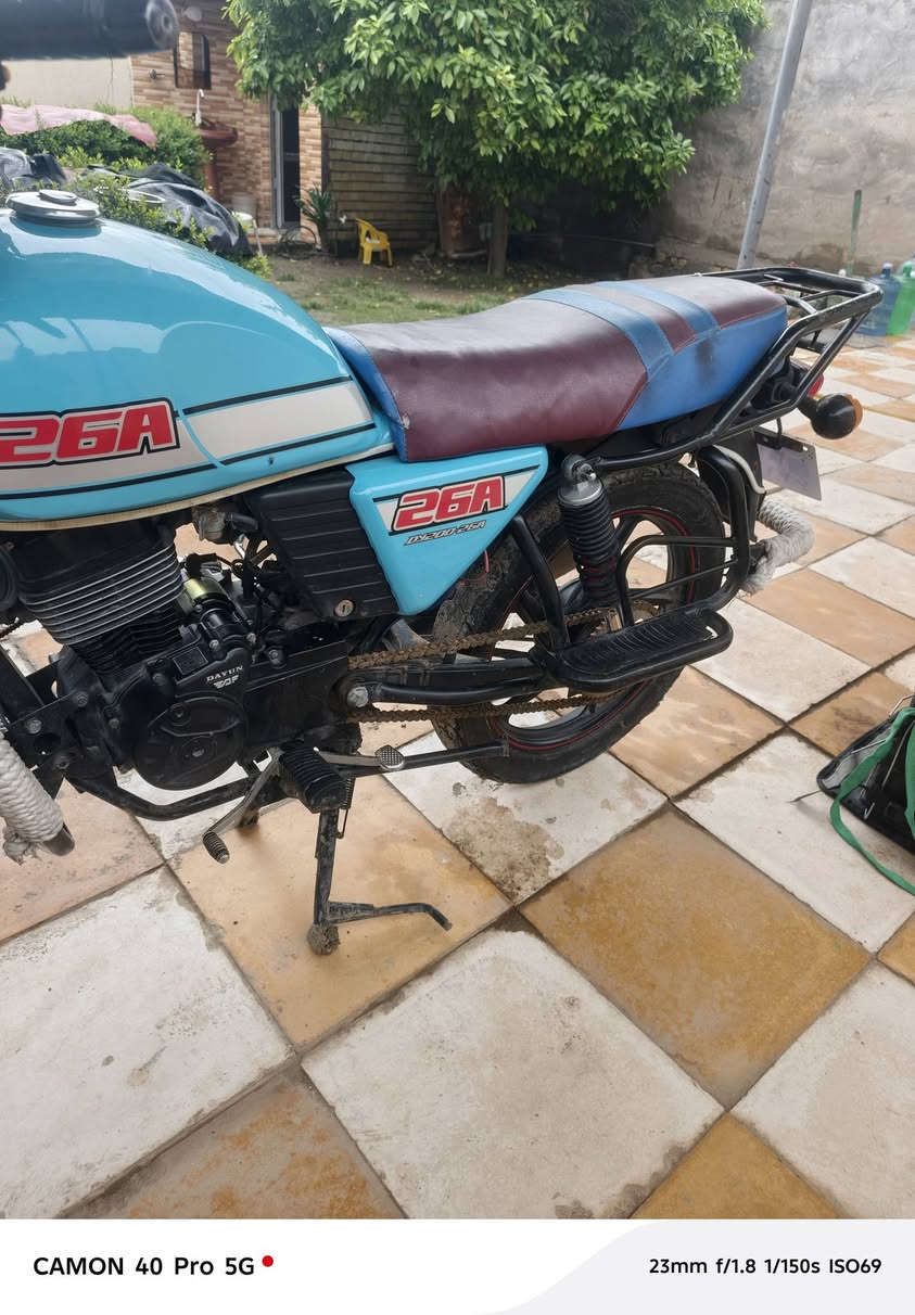 السلام عليكم للبيع دايوان موديل 22 اوراق سكنر حته وصل معرض موجود مكاني بابل الحمزة  سعره مليون و100مانقصه برغي ***********مابيه وتساب اوووومروس بديوان لايتي 22وفوك فقط
