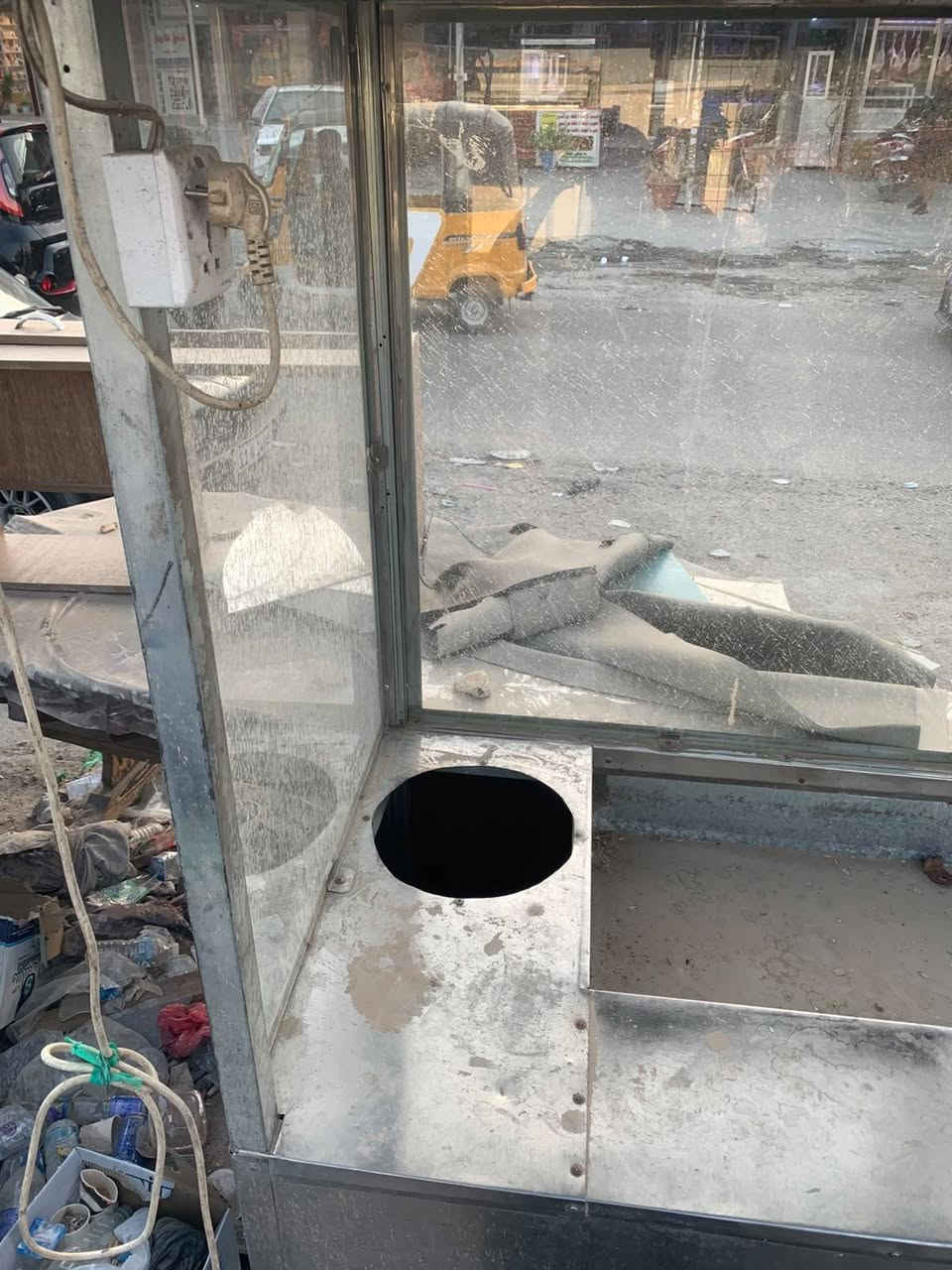 سلام عليكم عارضه حمايه وقلايه للبيع السعر 750 مكاني بغداد ***********
