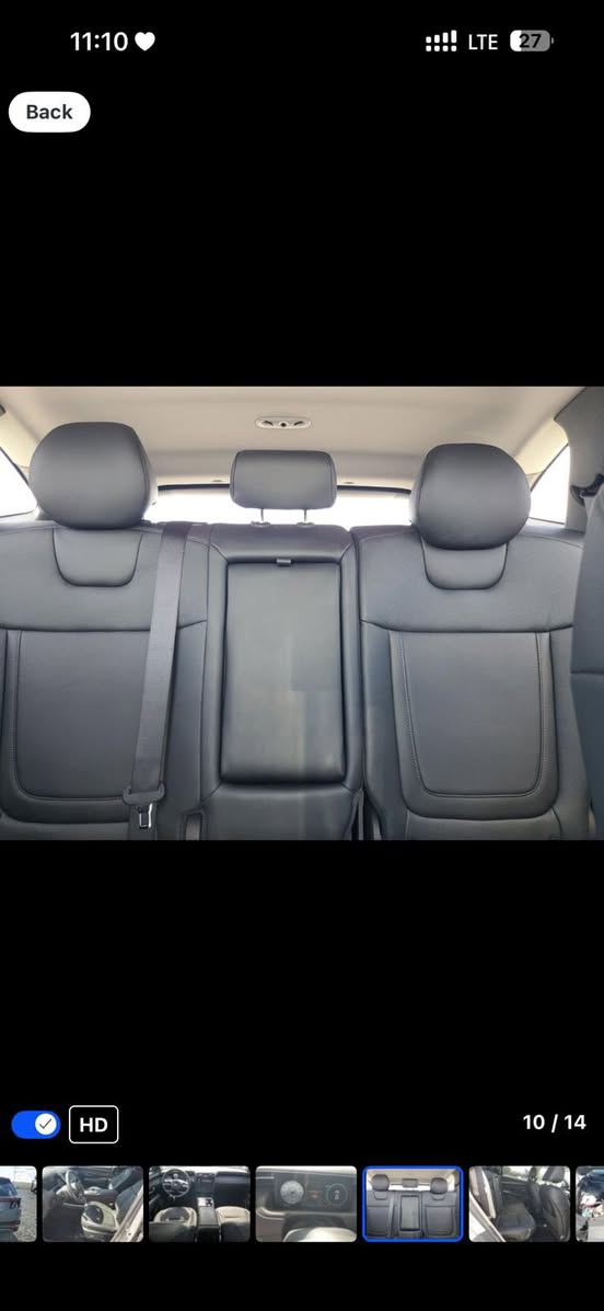 السلام عليكم توسان للبيع موديل 24
ماشيه 13 الف 
فول مواصفات 
لون سمنتي 
خمس كامرات تتقدم وترجع بالريمون
بدون ايرباك 
السياره حالياً بدبي 
تدخل كتاب شهداء 
وتدخل حره 
السعر 140 وبيها مجال للطيبين 
العنوان واسط الصويره 
 للتواصل ***********
