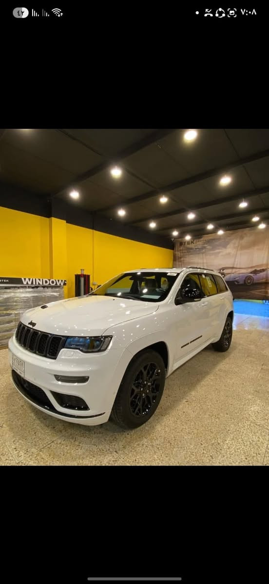 السلام عليكم
‏JEEP GRAND CHEROKEE 2022 S

عدد المسافات 80 كيلو متر

جيب فئة:    S

موديل:   2022

مكينة:     V6 3.6

خليجي (وكالة هارلم) رقم بغداد ✅

المواصفــات 

بانورامـــا

رادار جانبـي نقطة عميـاء رادار خلفـي

كشنات جلد 

ستيرن هيتـر + كهرباء

نظام توقف اوتـو ستوب

حساسـات امامي خلفي

صندوك كهربائـي

سماعات سستم صـوت

بصمة و تشغيل عن بعـد

كيج الكترونـي

نظام متعدد اوتو للطرق

مري قلاب وشفط

العنوان نجف

السعر 350  دولار
***********
اتصال او واتساب
