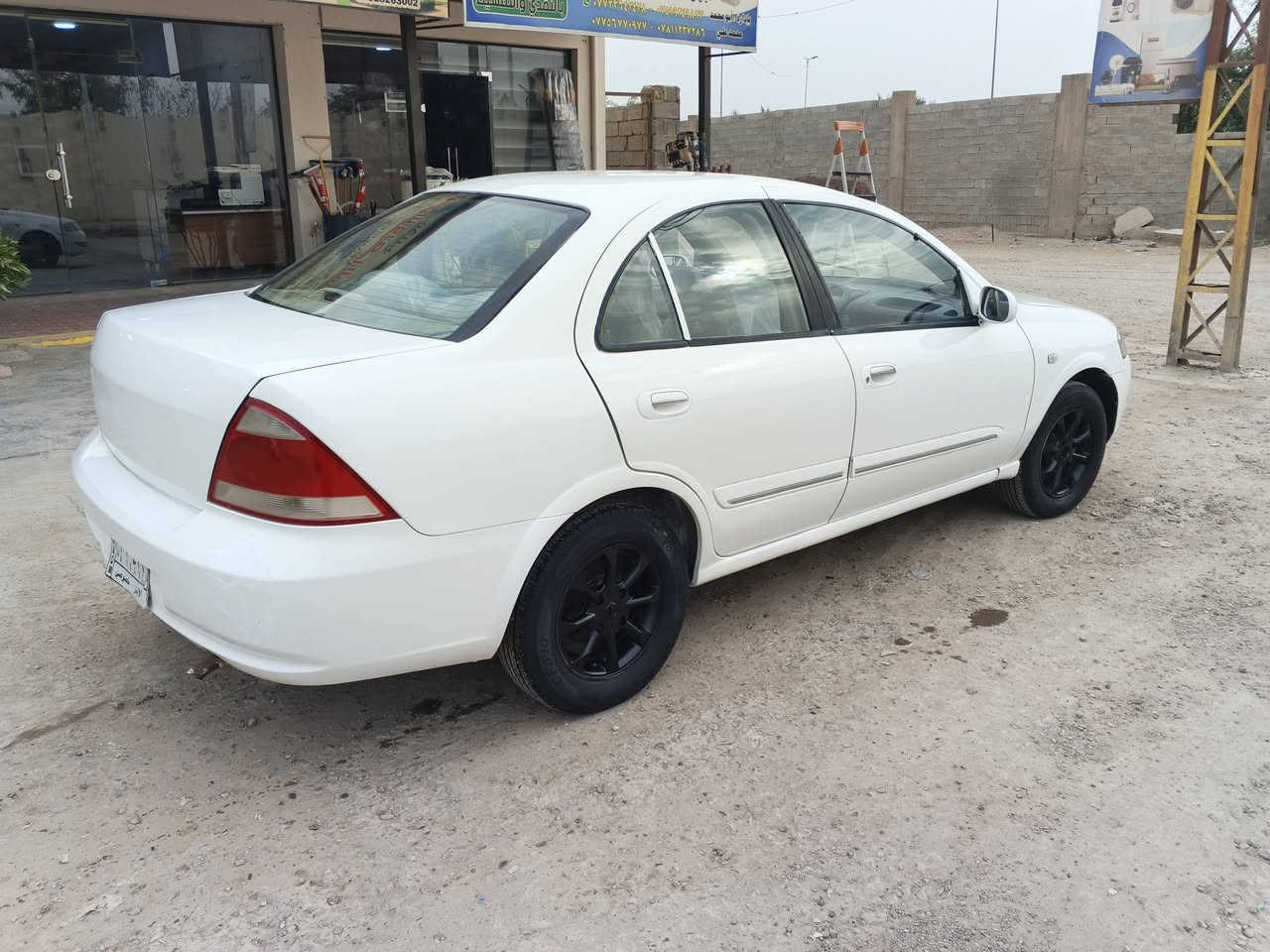 سلام عليكم ورحمة الله وبركاته
#للبيع
نيسان سني (بدي كوري) موديل 2009 لون ابيض رقم انبار
مصبوغة عام 
السعر 52 ورقة 
للاستفسار أكثر
الاتصال على
 ***********
***********
