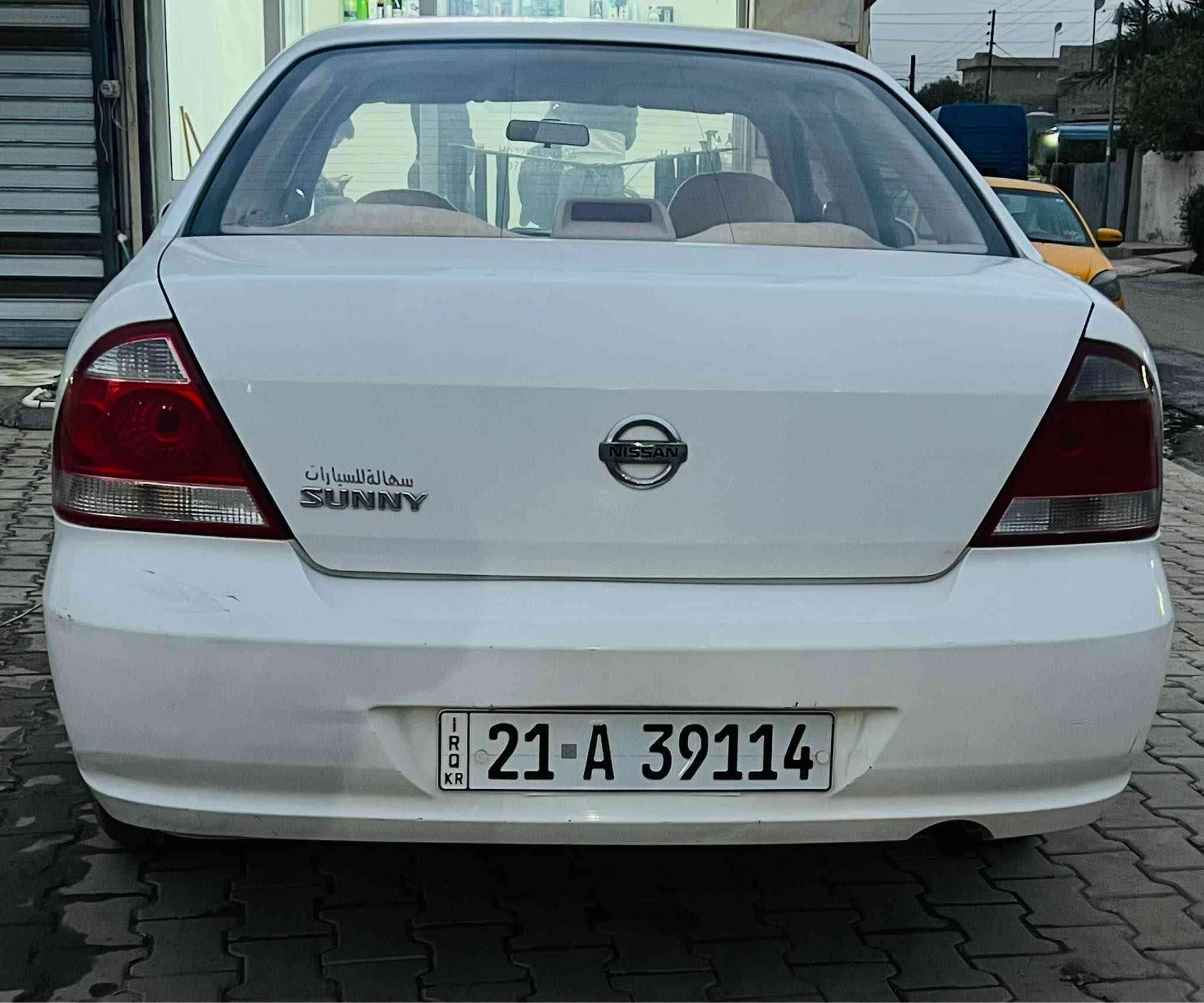 نيسان صني موديل 2009للبيع سيارة مال بيت بدون اى نقص سنوية جديد لحد 2027 رقم جديد كير محرك. تحويل بل شرط سيارة صفحة سكن و بونيد صبغ بدون دواخل و بدون سقف رقم موبايل ***********. *********** كركوك, العراق
