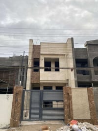 دار للبيع في منطقه العامريه مربع جامع الكبيسي المساحه ١٥٠متر واجهه ٥نز...