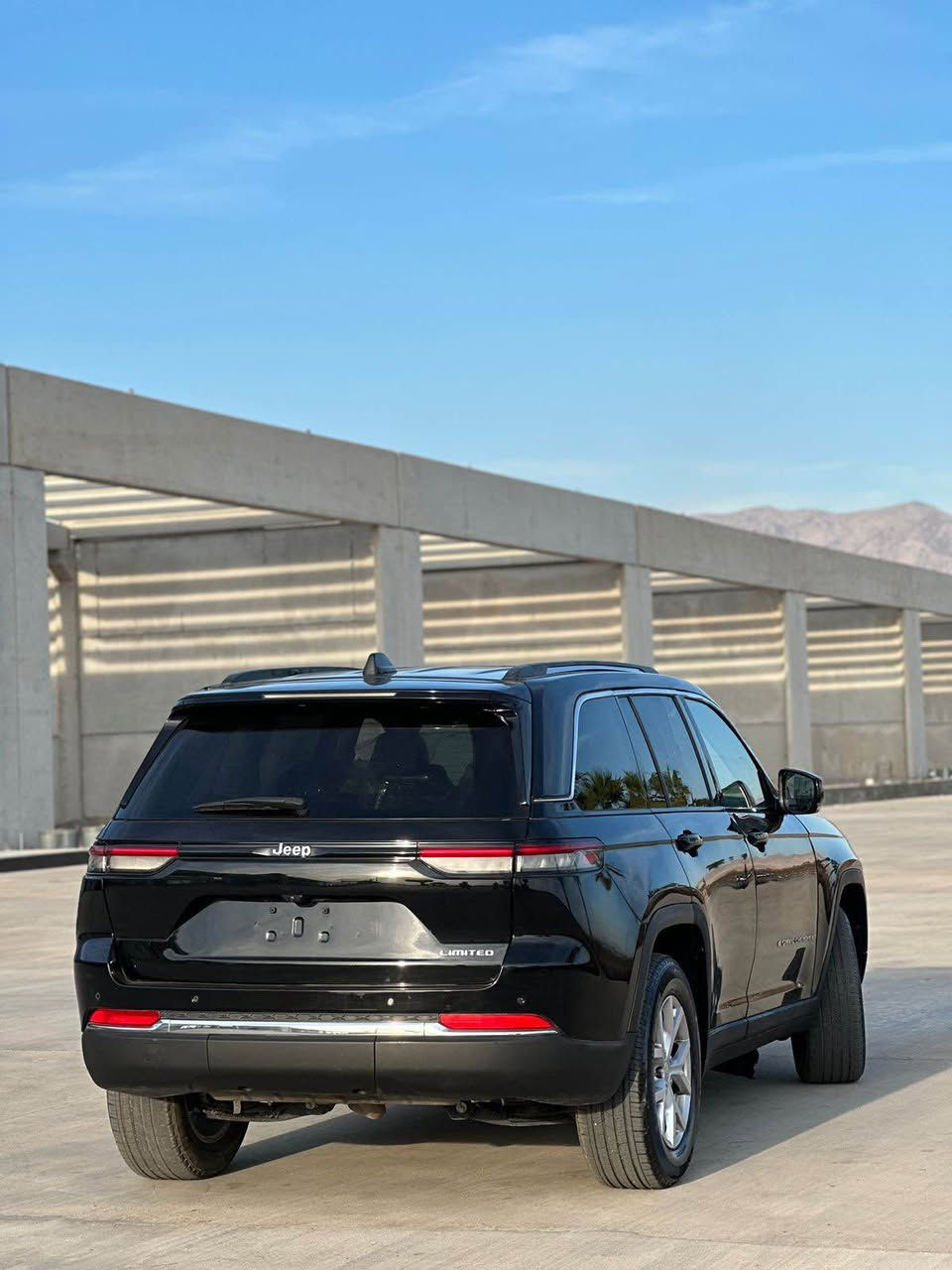 جيب لاريدو 2023 بيع عام صبغ بدون دواغل مواصفات فول فول بس بدون فتحه سعر215 مكان سياره عقره *********** أربيل, العراق
