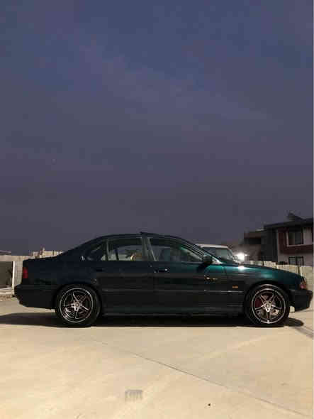 Bmw e39 1998 528 iA

گۆڕینەوە و فرۆشتن

بیئێم سەقەر

ڕەقەم  صلاح الدين 
سەنەوی سەوز
پلێتی ئەسڵی 
 
پێش و دوای کەپس 
قرچیشی نیە

٥٢٨. تاک دیجیتاڵ
زۆر زۆر بەقەوەتە✈️

تۆماتیک
تەبریت
کوشن جلد
کوشن هیتەر ئیش ئەکات
پەردەی بیلادی کارەبا
حاسە بیلادی ئیش ئەکات 
سڵایت شوشە
دەبڵ گێڕ(توماتیک+عادی+سپۆرت)
٤جام کارەبا
٤جام ئۆتۆ
فوڕمیکا
سوکان ڤۆلیۆم
تحدید سوورعە
تجیل بیلادی 

پێش و دوای توندووتۆڵە
سەیارەکە هەیکەلی زۆر جوان و گەنجانەیە
تامی سەقەری تیا ماوە

سەنەوی ئەسڵی و پلێتی ئەسڵیە 
بە ڵام من بە هەدیە ئەیدەم

سیعری ٤٨ گەڵاو مجال💵

تێبینی:تایەو ویلەکەی لەگەڵ نیە❌❌❌

گۆڕینەوەش ئەکەم بە سەیارەیەک بە دڵم بێت

شوێن:زەڕایەن

***********
*********** دار بنديهكان
