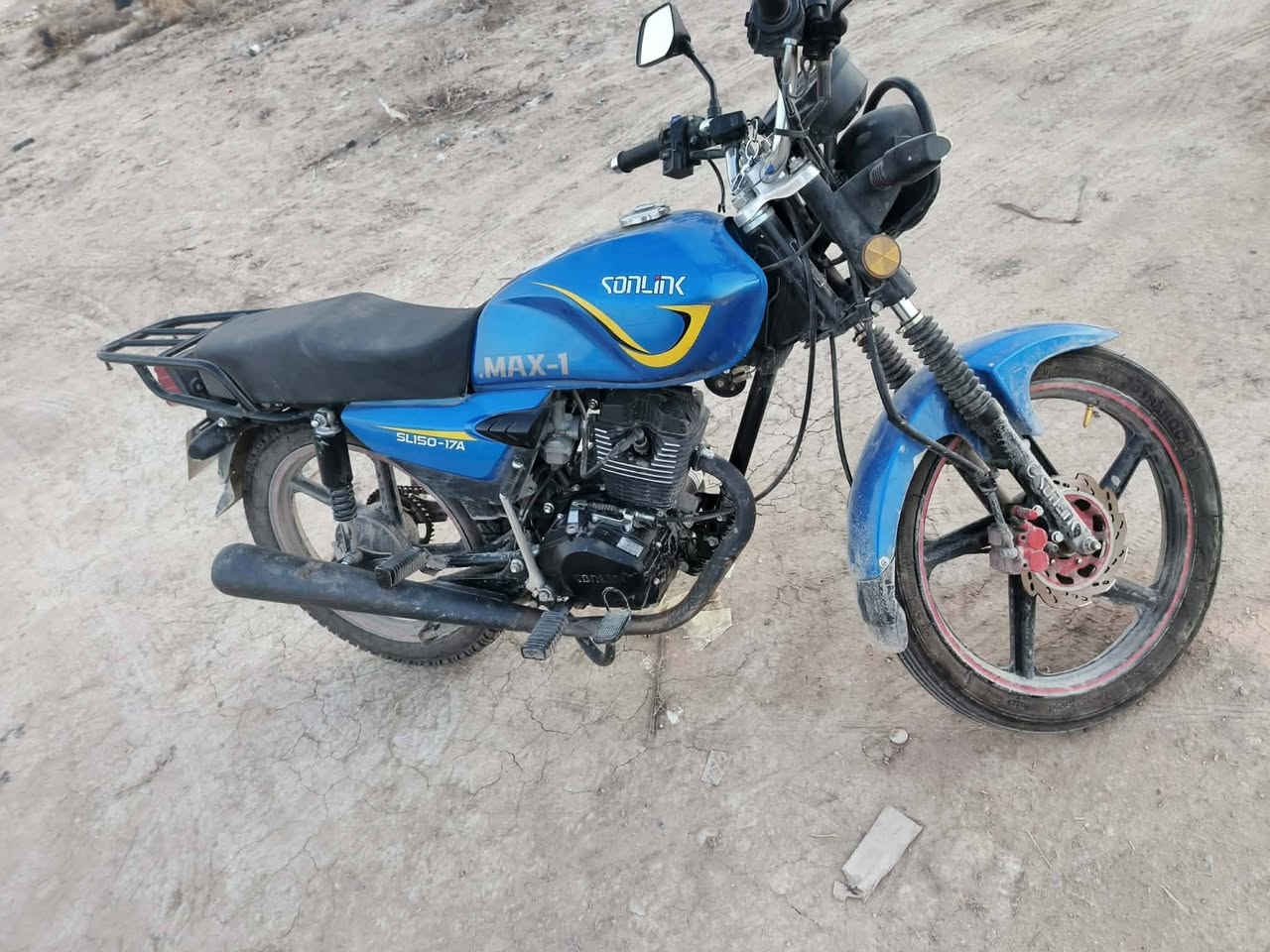 سلام عليكم ورحمة الله وبركاتة  اخوان سفان سونك 25جديد كفاله عامه دراجه حلوه اوراق استنساخ السعر800وبيها مجال حك الجيه وبيك خير ودلل متواجد ع الفيس ***********
