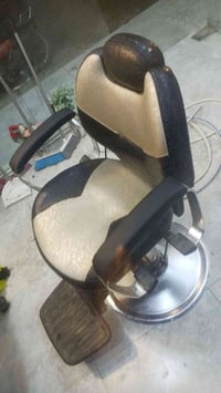 كرسي • دوشمته نضيفه • كوت خاجيه