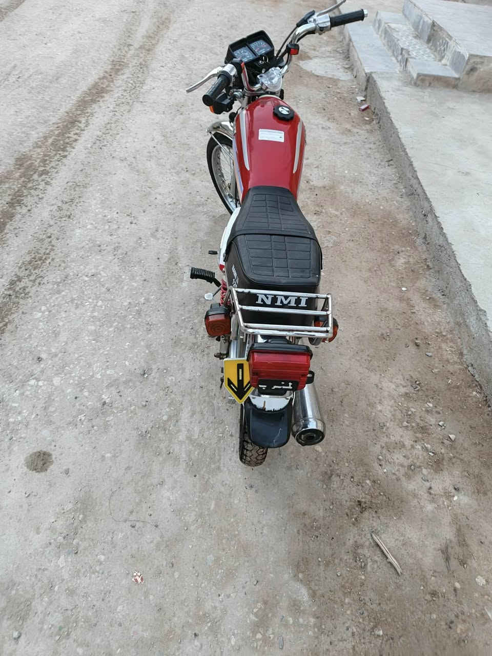 سلام عليكم :
 نامه شلامجه اصلي  مديل 2022 اوراق اصولي مابيهن اي نقص دراجه كلش نضيفه مال جناي شوفت عينكم  سعر وباقي تفاصيل بالخاص او التواصل على الرقم
***********
