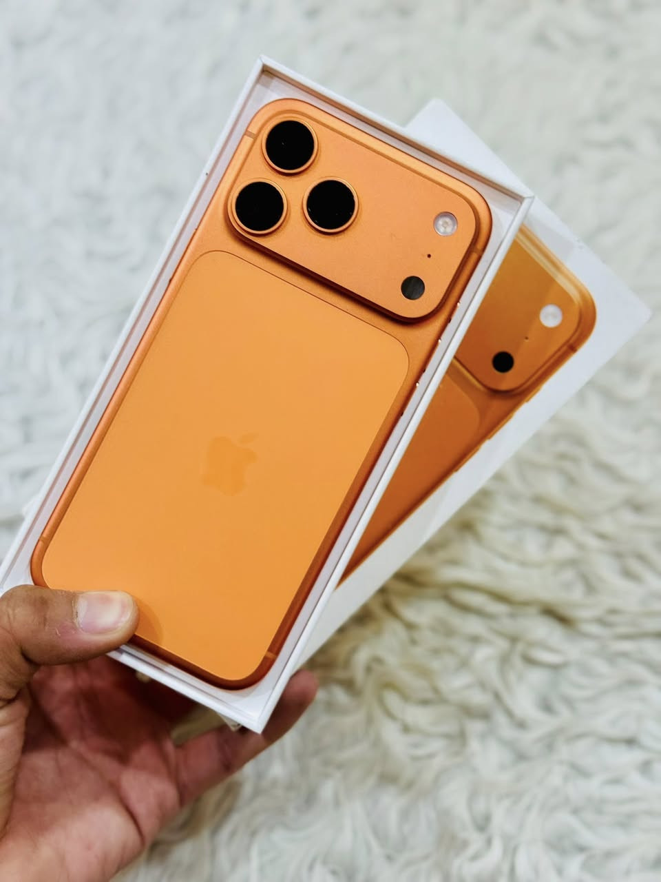 17 برو ماكس ( جديد جديد 🔥)
بطاريه : 100 

مشحون : 9 مرات فقط 

ذاكره : 256 

ايسم شرق اوسط

كامل ملحقات 

مستعمل 10 ايام 

فول نضافه 

العنوان النجف حي الجزيره 📍

بيع او مراوس 

*********** اتصال فقط ☎️
