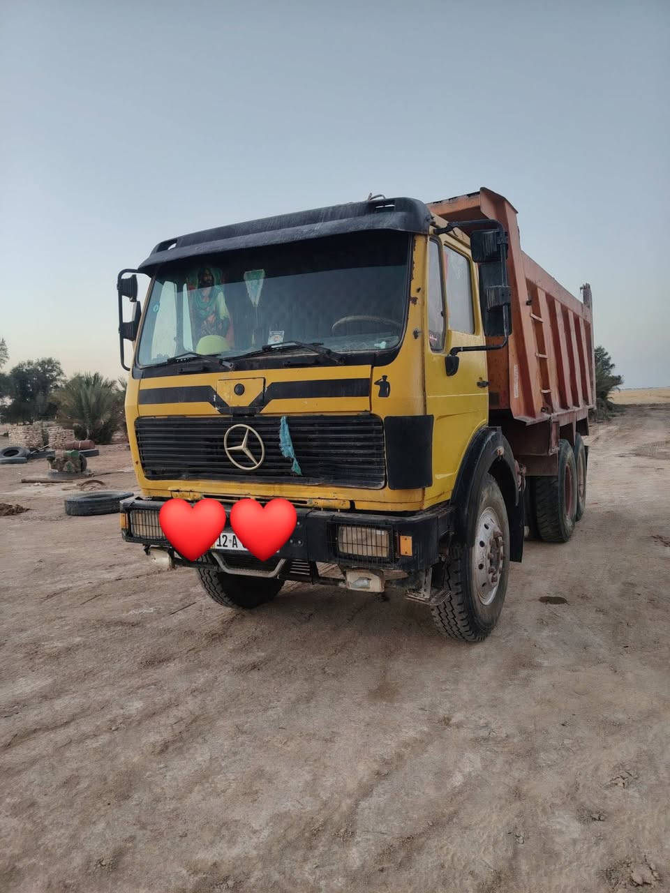 لبي للبيع رقم نكليزي بسمنا موديل 77 تخم تاير محرك علئ سحك سياره كامله كبل لشغل للاستفسار *********** العنوان سماوه
