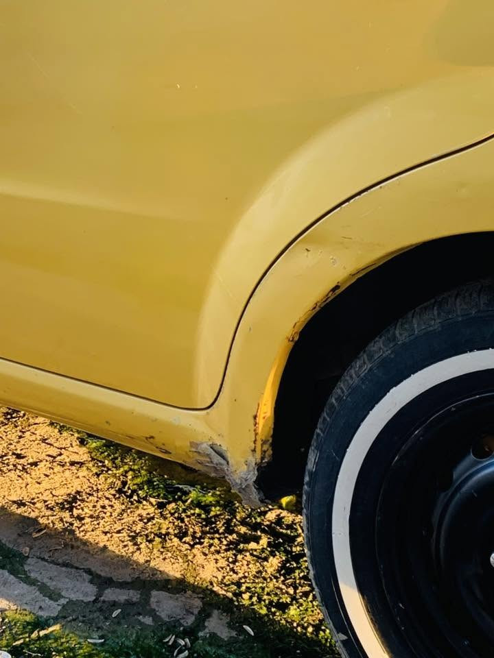 افيو موديل ٢٠٠٩ العنوان موصل الايسر ‭***********‬ رقم صاحبها دخل لونين مواسسه محرك استره تبريد يحتاج كمبريسر منضومه جديده ضررها باب سايق  وتحتاج  خفايف خارجيه  سياره مال شارع رقم بغداد مشروع وطني كابون ماستر ٥٨ وبيها مجال لطيبين  المو شراي لا تكسر بحلال الناس
