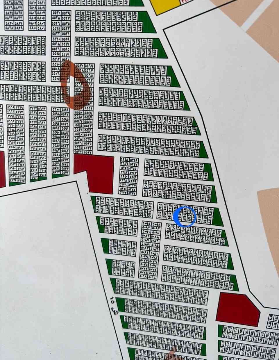 #مكتب_الأمير_للعقارات
سلام عليكم🙋‍♂️ 
قطعه ارض للبيع 
طابو صرف ع طابو البياع 
تكدر تسحب عليها قرض الاسكان 
رقم  العقار (.  ٥١٤٣) 
المقاطعه   (.  ٢/١٠ ) 
المساحه.  (.  ١٠٠متر)
 الواجه (.  ٥متر. ) 
النزال.  (. ٢٠متر ) 
نتكفل بل قطعه الحين استلام السند ✅
القطعة وجاهزة والي عندة قطعة للبيع او حاب يشتري قطعة يتفضل خاص او وتساب ***********☎️
#مكتب_الأمير_للعقارات
