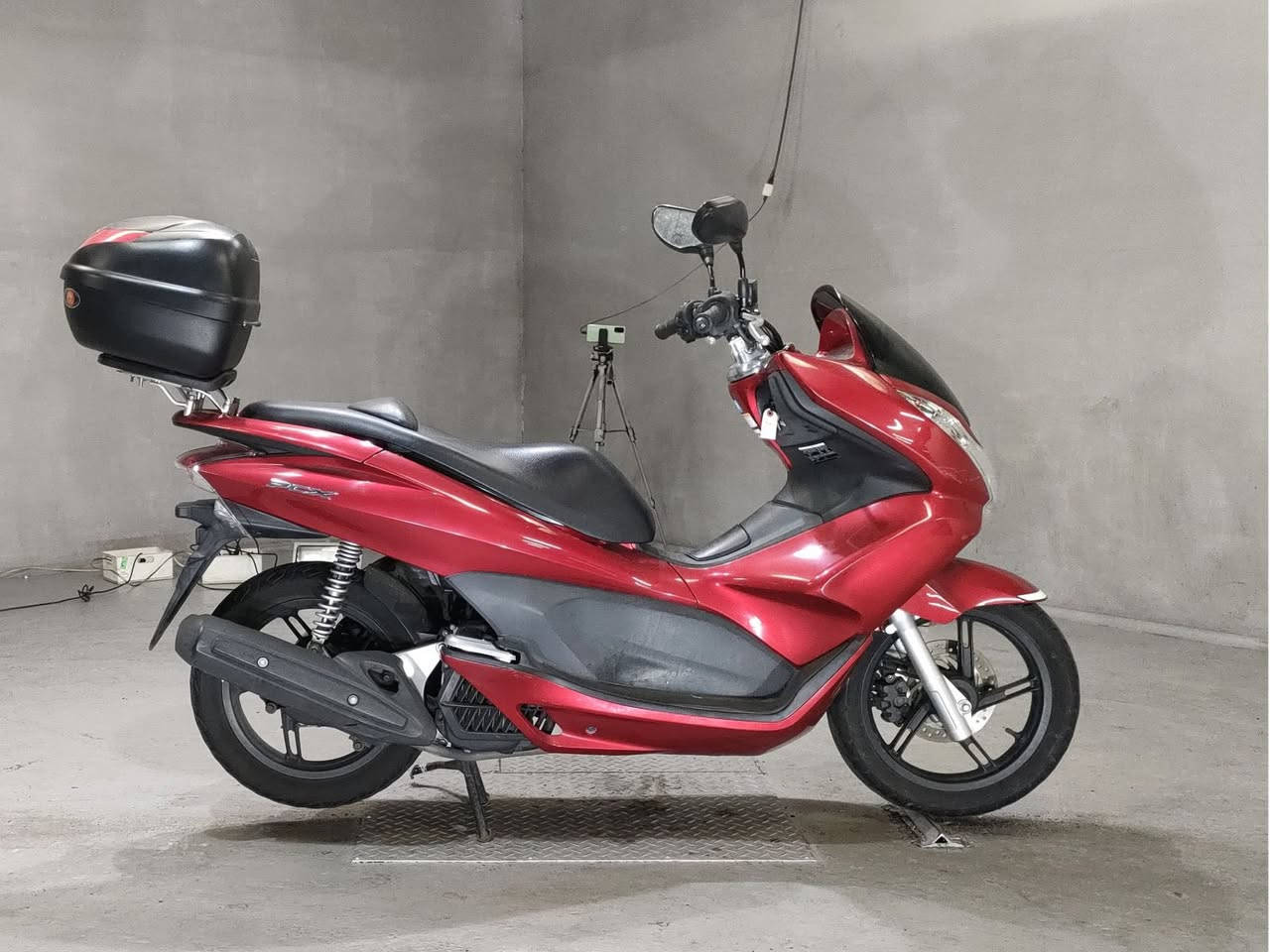سلام عليكم PCX جيل اول ياباني JF
وكاله وشرط احلا من الرمبه مكفوله من شكو برغي بل دراجه لون مميز وابيعلك عله صور المزاد
ماشيه 28k ✅
مكينه 125✅
حساس ازدحام حساس استان ✅
وعدتهة وكتلوكاتهة مال يابان بل صندوك وشرط المكينه اذا متشوف بيهة وجهك لتاخذه
السعر 14 وبيه مجال بسيط 
مكاني الامين الثانيه *********** شراي اتصل
