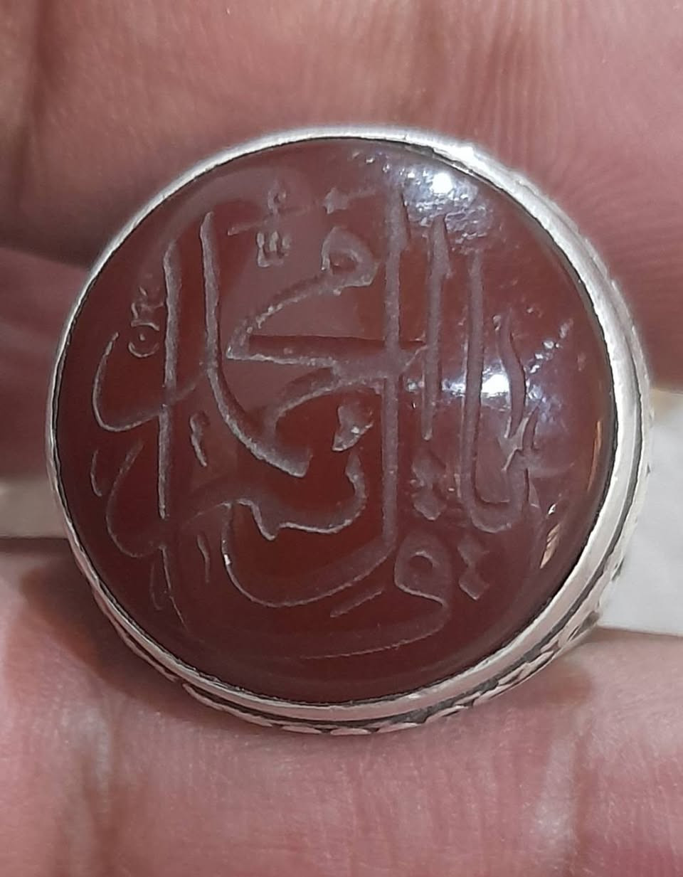 خاتم يماني قديم البيع


**إذا كنت صاحب هذا الإعلان وتريد حذفه لأي سبب، رجاءا أرسل رسالة إلى الدعم الفني**