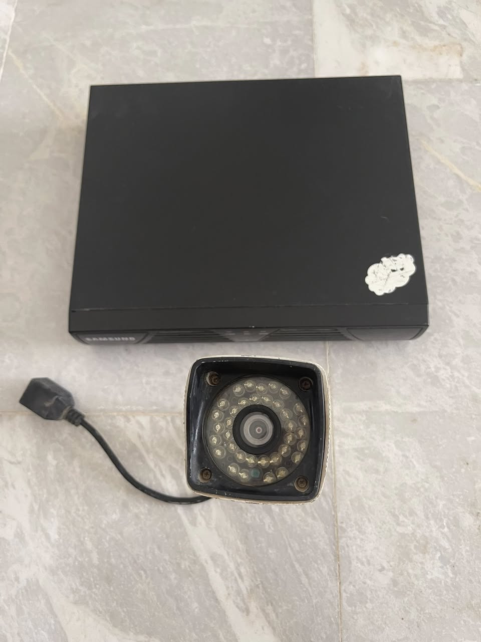 بيش تفيدك تعال اخذهم همة والجهاز سستم كامل


**إذا كنت صاحب هذا الإعلان وتريد حذفه لأي سبب، رجاءا أرسل رسالة إلى الدعم الفني**