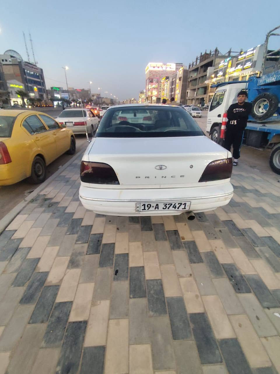 برنس فراشه موديل 1997 السياره محرك و كير و شواطي كفاله كهربائيات كله شغله سنتر لوك السياره مابيه ضربه  السياره حداديه 80بل 100 تبريد نقص غاز وقايش سياره خير من الله تايرات 90بل 100 رقم كربلاء مشروع وطني سنويه لل 2028 سياره مدور ثاني مكاني بابل -جمعيه السعر 35وبيه مجال
***********
