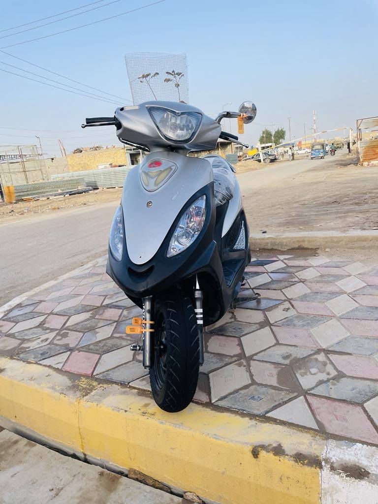 سلام عليكم دراجه للبيع كامكو V2مكينه 125 مكاني ناصريه قلعه سكر سعر 800وبيها مجال قليل ***********
