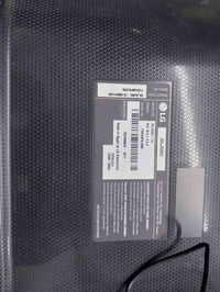 عندي شاشة حجم ٣٢ ال اجي اصلي  سعرة ٧٥عنوان بغداد منطقة العبيدي الواتس ...