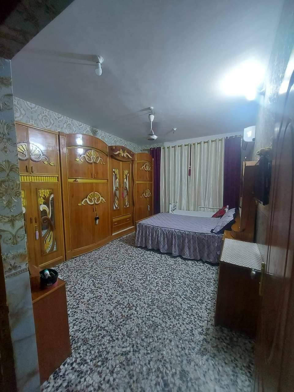 دار للبيع
الموقع الجمجمه قرب مدرسة عمران ابن علي
المساحه ٢٠٠متر طابو زراعي
الواجهه ١٠ نزال ٢٠
يتكون من غرفتين نوم استقبال كلدور مطبخ مجمع صحيات
الطابق الثاني غرفتين نوم وكلدور 
السعر خاص او اتصال
***********
نستقبل كافة العروض التجاريه والسكنيه
