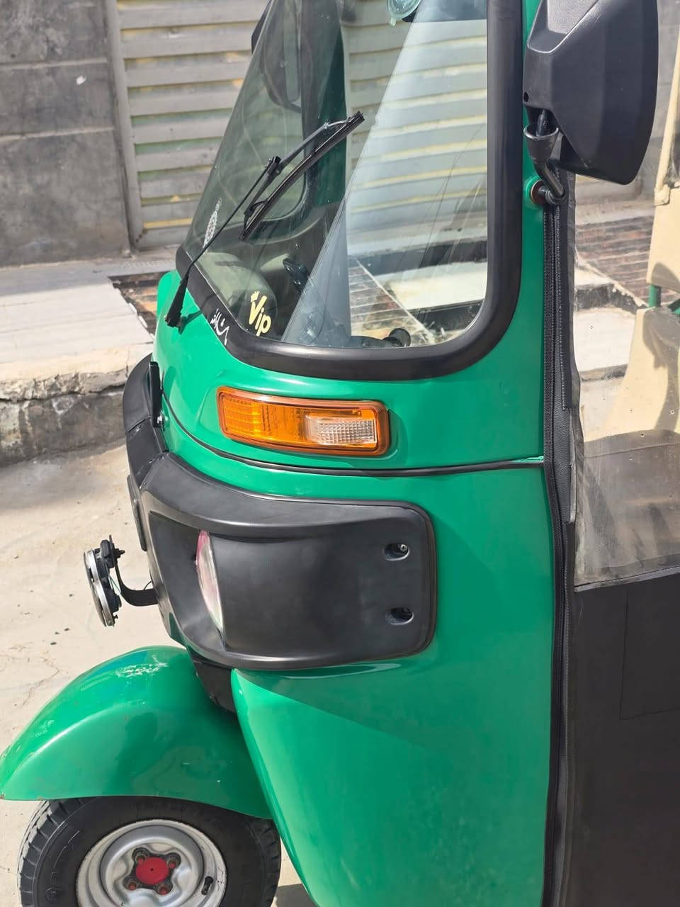 سلام عليكم شباب تكتك موديل 21 رقم بابل وسنويه بسمنا  لون خضره تكتك حلوه مكينه لا اتنقيص ولا تبخير شراي يتصل وني خادم سعر 7 مليون وبيها مجال مكاني شوملي
*********** شباب فقط اتصال مراسلا مارد
