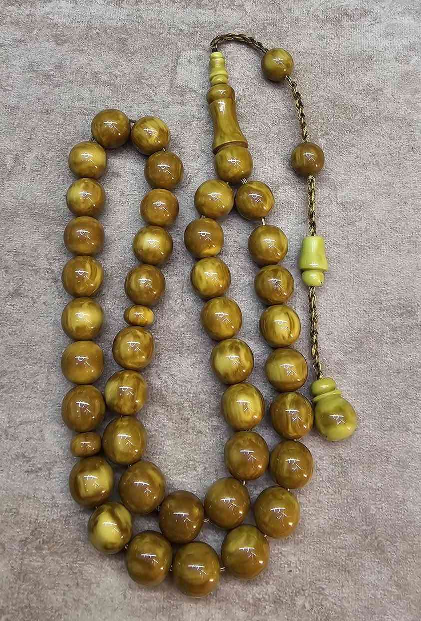 يافارج الهم يا الله 
لعيون هواة السندلس الالماني تحفه اصيله من السندلس الفيروزي مغلف واكو صوره نزلتها قبل للقطعه قبل  سنوات وصور حديثه لتبيان اصالة الخامة وتغليفها وزن القطعه ٧٠ غرام نظافه تامه الحجز والاستفسار مراسلة على الخاص يوجد توصيل لكل المحافضات


**إذا كنت صاحب هذا الإعلان وتريد حذفه لأي سبب، رجاءا أرسل رسالة إلى الدعم الفني**