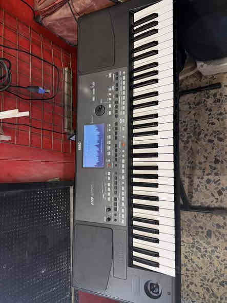 للبيع كورج600 نضيف جدا  بي برنامج حلو السعر600$  وبي مجال مكاني بابل للاستفسار:***********
