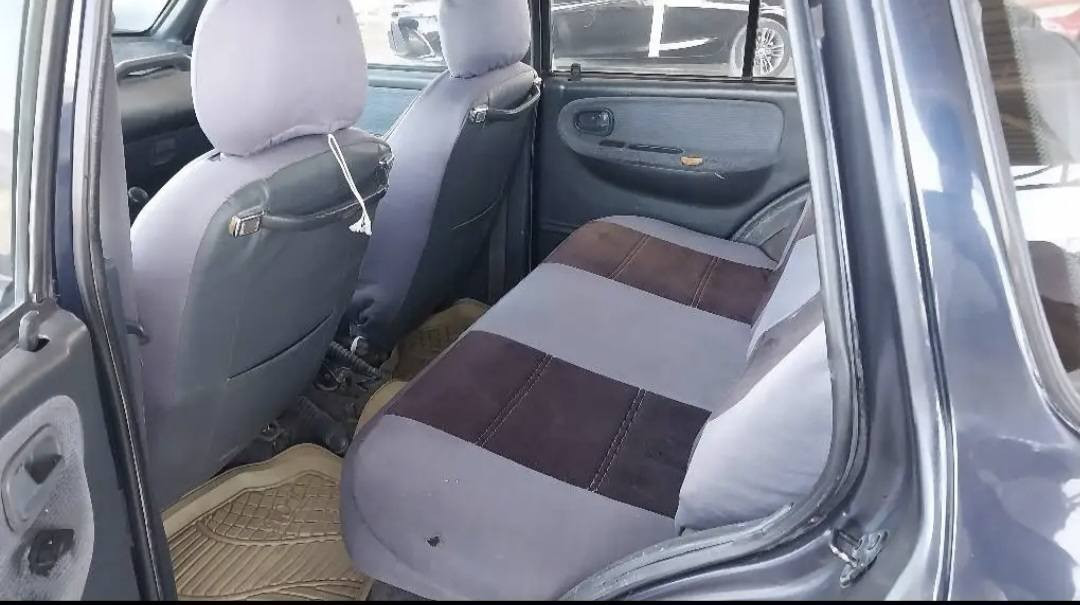 سلام عليكم.     السعر 40 وبيها مجال
سبورتج 
موديل 93 
محرك 4 سلندر بانزين شرط كير عادي 4×4
لون نيلي صبغ حزام جماليه 
تبريد تدفئه شغال 4جامات كهرب 
طخم تايرات 5 ويلكب 
كهربائياتها شغاله 
غرفتها حلوه 
سنويه عضم منتهيه 2025/5/9
رقم نينوى 
شرط التحويل والغرامات 
كابون بانزين بيها 
سياره حلوه وجاهزه  بدون ضرب او دعم  خياس مابيها ابد 
عنوان موصل برطله 
للستفسار 

***********
*********** الحمدانية, نينوى
