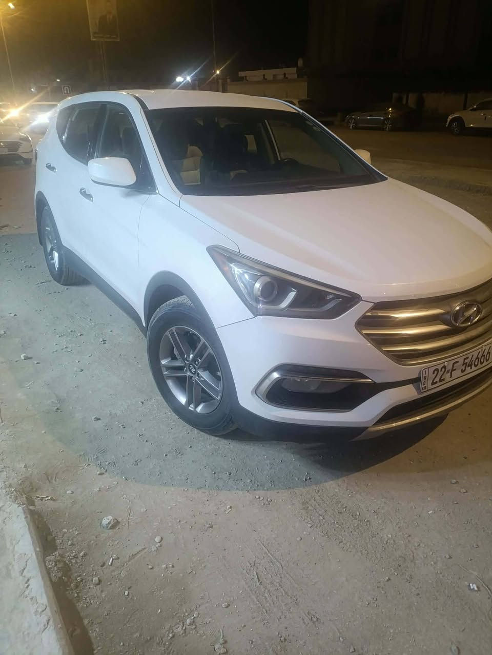 سلام عليكم للبيع
سنتافي موديل 2018 وارود امريكي
حادثه صوره الجاملغ الاايمن 
السياره ماشيه 45
مكاني ديوانية  
السعر 165وبيه مجال

للتواصل ***********
