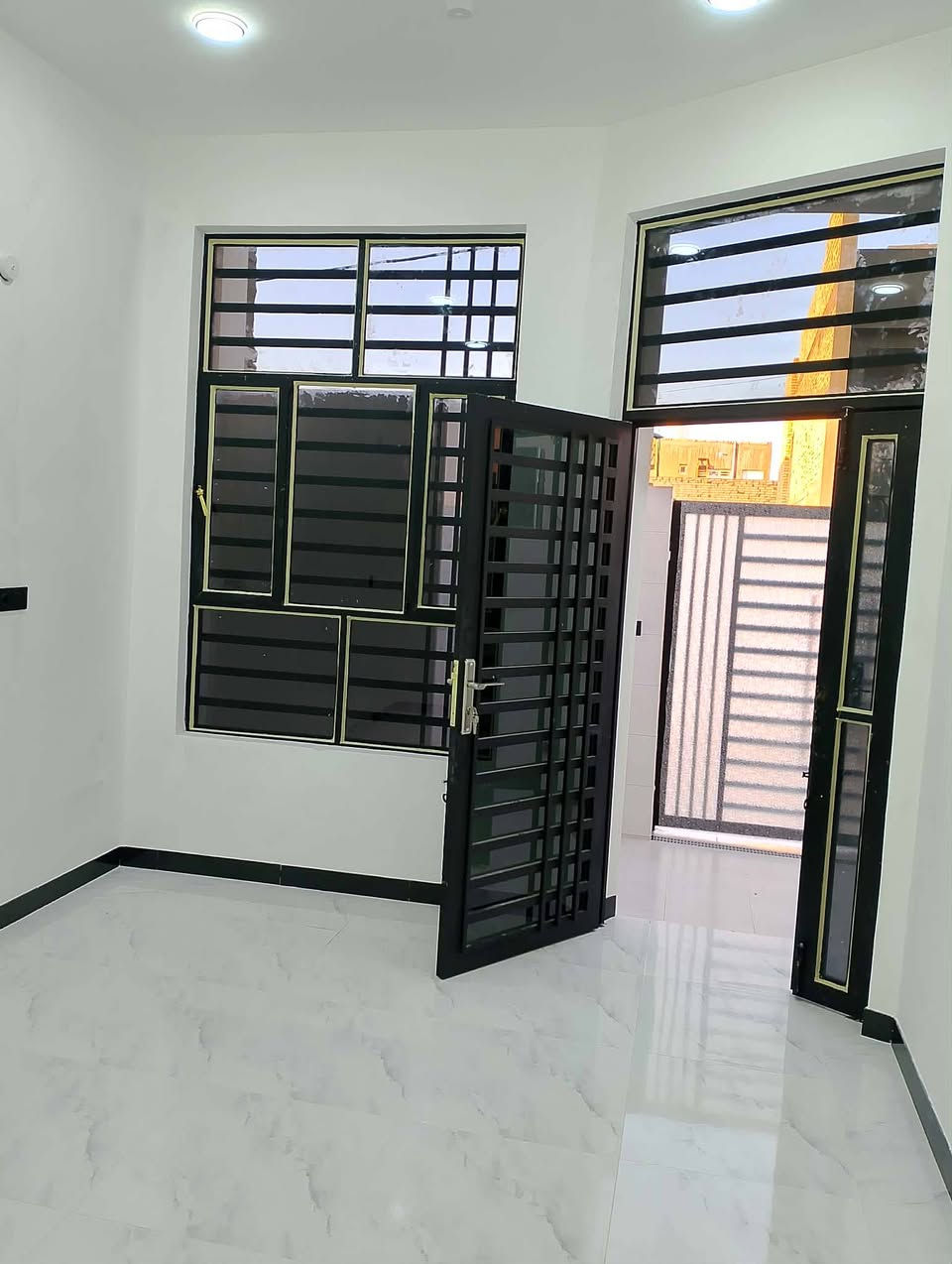 مشتمل 100 مترطولاني غرفه مطبخ هولل استقبال شارع 12 متر بالخضراء السعرجدا مناسب الشراي يتصل ***********
