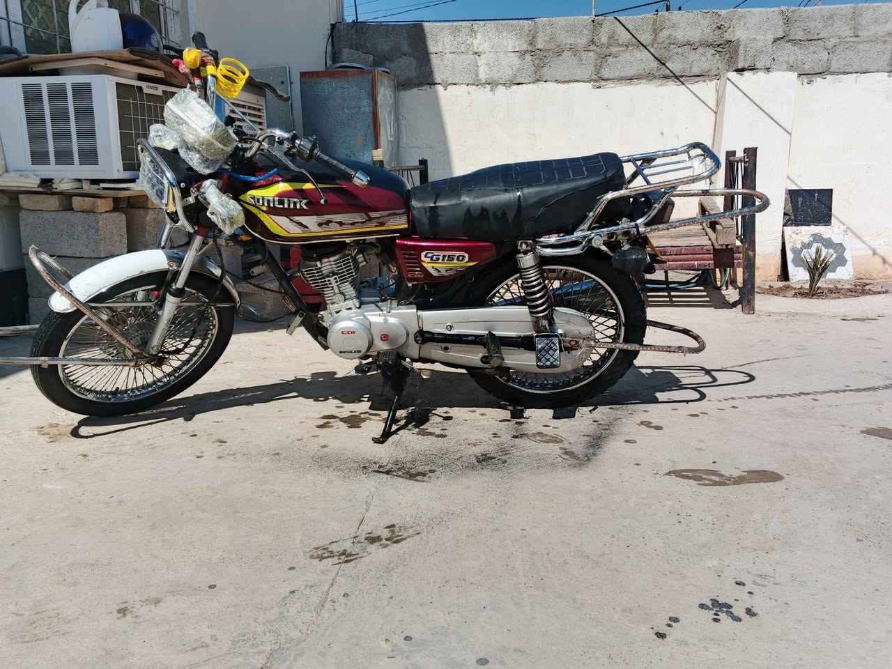 سلام عليكم دراجه تايكر للبيع 2024 دراجه فوله مابيه نقص مكانه تقاطع القدس دور زراعه سعره 500 تواصل عله رقم ***********
