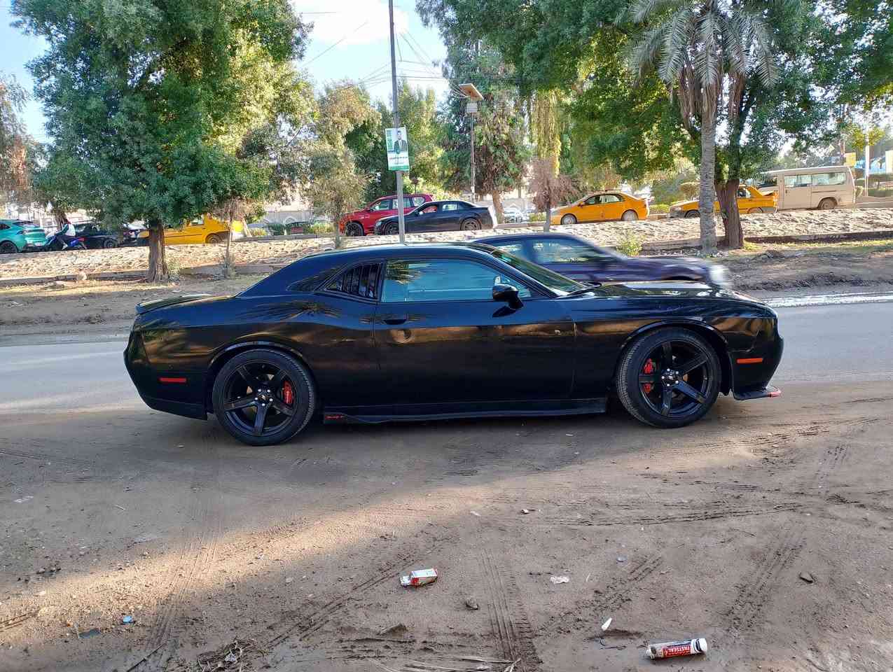 السلام عليكم
السعر 129 سعر نهائي قفل
بدون مراوس بدون قسط
اقره تفاصيله كامله اله تتصل 
جالنجر 2019 رقم بغداد تحويل مباشر 
مكينه 3600 SXT معروفه مواصفاته
سياره بيه صبغ قطع بجم وباب سائق فقط كلير يعني 4 قطع جاملغين وبنيد باب 
حادثه بجم لغد وشاصي يسره تعمير وبيه معجون 
اكفلك السيارة من كص مابيه كص ابد 
كير ومكينه وصدر وتبريد كفاله 
ماشيه تقريبا 49 الف ميل 
عليه عيون شيطان زرع 
لدات اناره بلبيبان
وياها دبات slep  نغمتهن حلوه 
سيرفس كامل شرط ولا كلوب مشتغل بلدشبول 
مشط ستيرن وصدر جديد 
تخم ويل كب نجمه خسفه قويه
وتخم تاير جديد تو سايز عراض 
سياره جاهزه مابيه نقص 
مكانه بغداد سيديه 
***********
