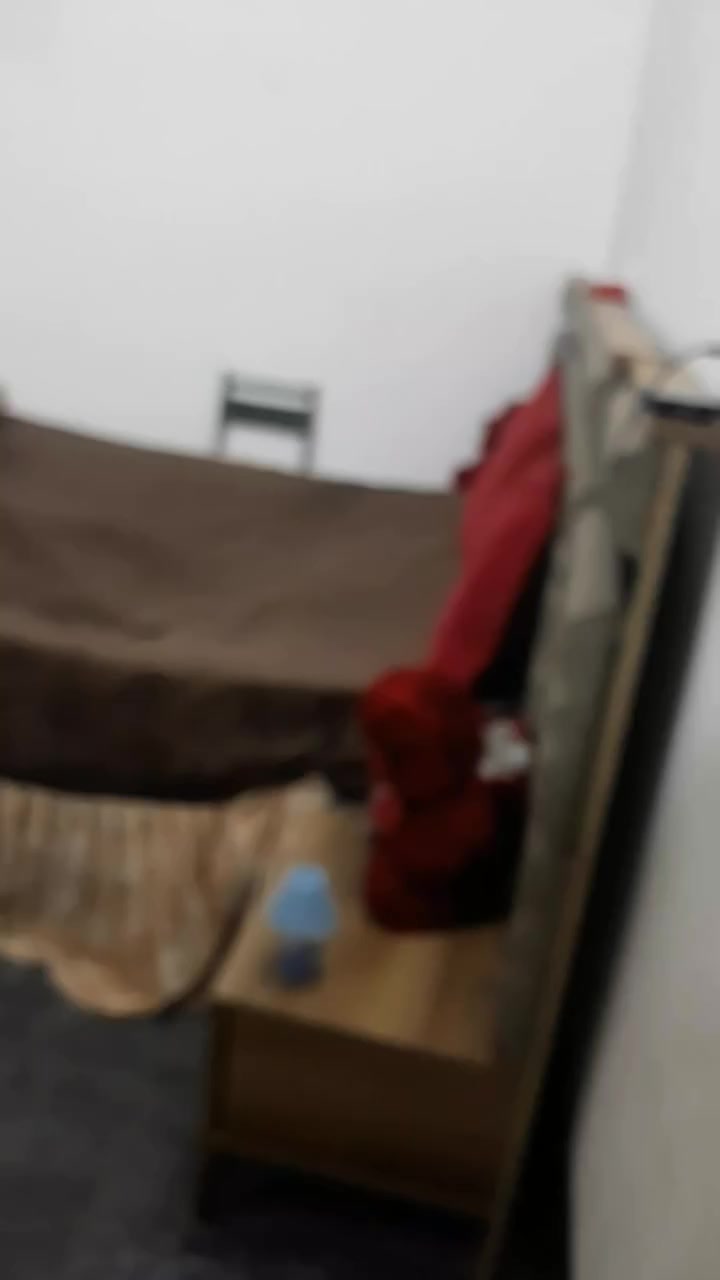 سلام وعليكم غرف النوم لبيع  ثنين جدد عنوان بغداد الثعالبه شارع البانزيخانه بلمربع الأول رقم ***********
