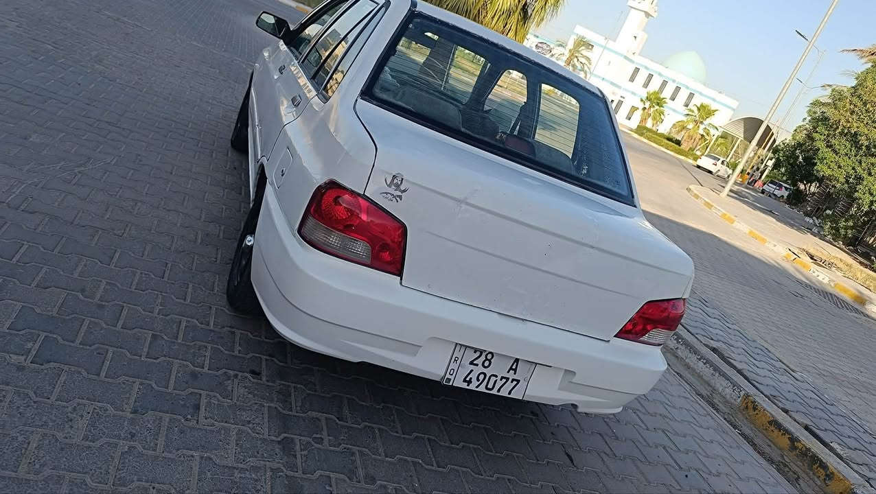 السلام عليكم سايبة دمعة موديل 2010 مكينة و كير و حدادية و شواصي مكفولات  سنوية تنتهي بل 2028 رقم انكليزي نجف راعيهة موجود بل نجف سيارة خير من لله تاخذهة كبل للشارع ما عايزة برغي التبريد يرادة ترتيب السعر 28 وبيهة مجال للشراي العنوان النجف خلف الملعب شارع 30 مالت السوك رقم الهاتف *********** ما بي واتساب
