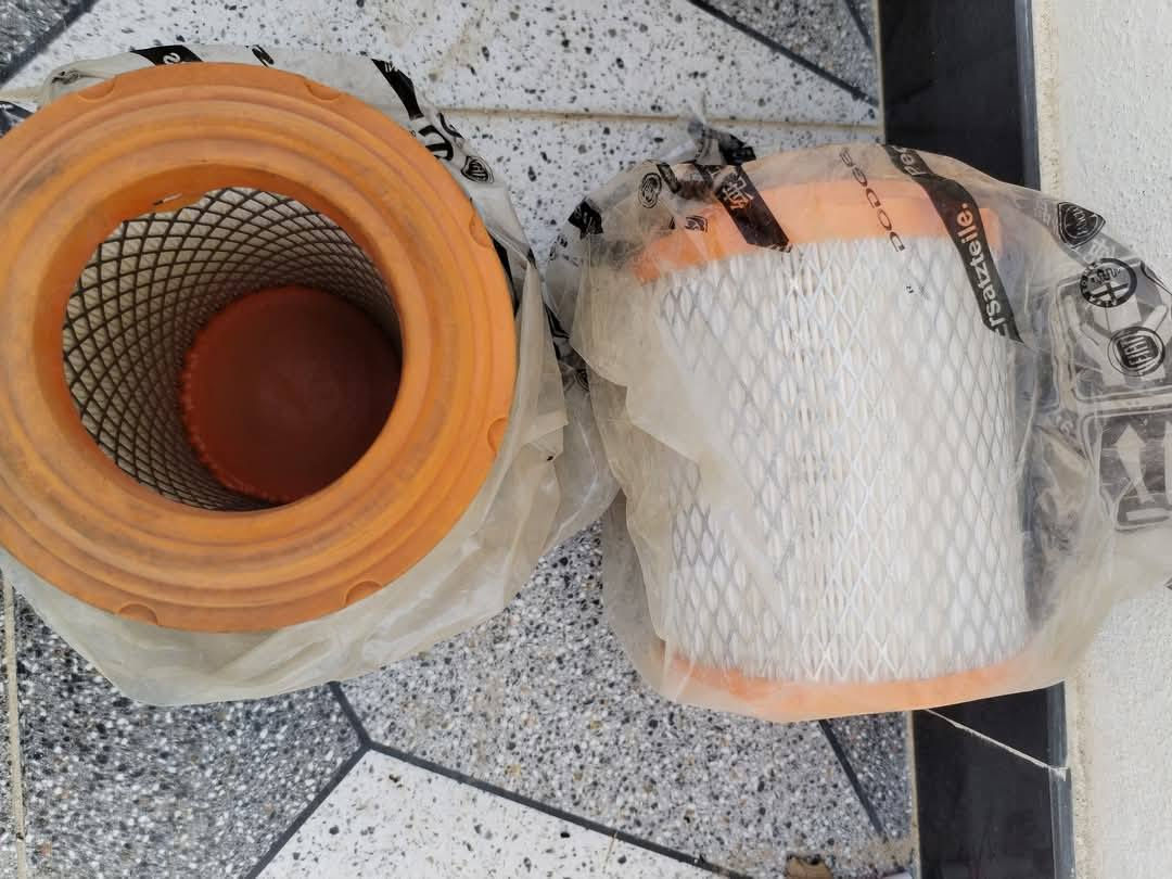 اخوان اغراض دوج كاليبر 2011 اصليه فيت بم 15 فلتر هوا 15 درايم شفت جهت السايق 30. دسكات امريكيه اصليه عليها علامت الدوج 75 الف مثل مااخذتهن مسجل ب 50 هذني الاغراض مثل مااخذتهن من الوكيل بس السياره بعتها


**إذا كنت صاحب هذا الإعلان وتريد حذفه لأي سبب، رجاءا أرسل رسالة إلى الدعم الفني**