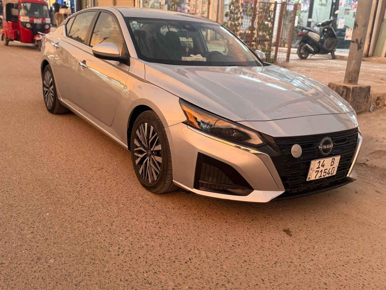 نيسان التيما موديل2023
مواصفات SV 
معروفه تشغيل عن بعد بصمه ابواب بصمه
 تحديد سرعه  كشن كهربائيّ 
داخل صاج 
ويل كاب كروم 
لايت زينون لايت ليد 
هوايه مواصفات كير محرك شرط حجم محرك 2500 اربع سلندر ماشيه61 الف ميل
داخله تقرير غرق برغي مامفتوح بيها تعمل وتسير
بيها بارد موضح بالصوره كد شبر 
معوقين بصرة باسمي وكاله 
السياره جديده كلوب مامشتغل بالعينه 
السعر 165

للاتصال 
*********** البصرة, العراق
