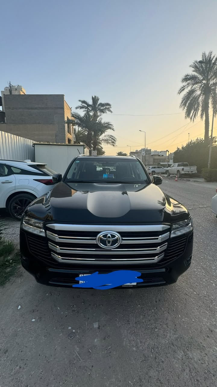 GXR 2023 SAS
ماشية 40000
مواصفات GXR 
كشنات كهرباء وتبريد
كاميرا خلفية
فتحه سقف
ثلاجة
السيارة بلادية بيها مكان بسيط صبغ بالدعامية اثر طخه
دهنها كله بالشركة
مغلفة ppf 
640$
***********
واتساب
مكاني بغداد تحويل ثاني يوم
