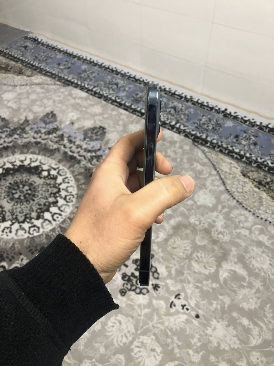 سلام عليكم اخوان
ايفون ١٢پرؤ ماكس
مبدل شاشه بشرط ٢٤ساعات
بتاري بلاد ٧٢ 
زاكيره ٢٥٦گيگا 
شاشه بيها نقته اسود شيوه بشرط 
او بيها مكسور خفيف 
فيسبوك او انيستاگرام مايشتغل  باند
فيس ايدي واگف 
او كل يشتغل بسعر مناسب تعال خاص 
ايفون ١٢برؤ ماكس 
شاشه ي گوراوه به هيج كيشه ي نيه يه 
نوقتيكي له شاشه هه يه به شه رتي زياد نه كات
پاتري نه گراوه به س هه توته خواري
فيس ئادي كار ناكات
فيسبوك و انيستگرام كار ناكات
توزيك شكاوي هه يه شاشه ي به لام كيشه ي نيه يه 
وه پشتي شكاوه 
به سعريكي گونجاو ويستت له خه زماتم 
***********
