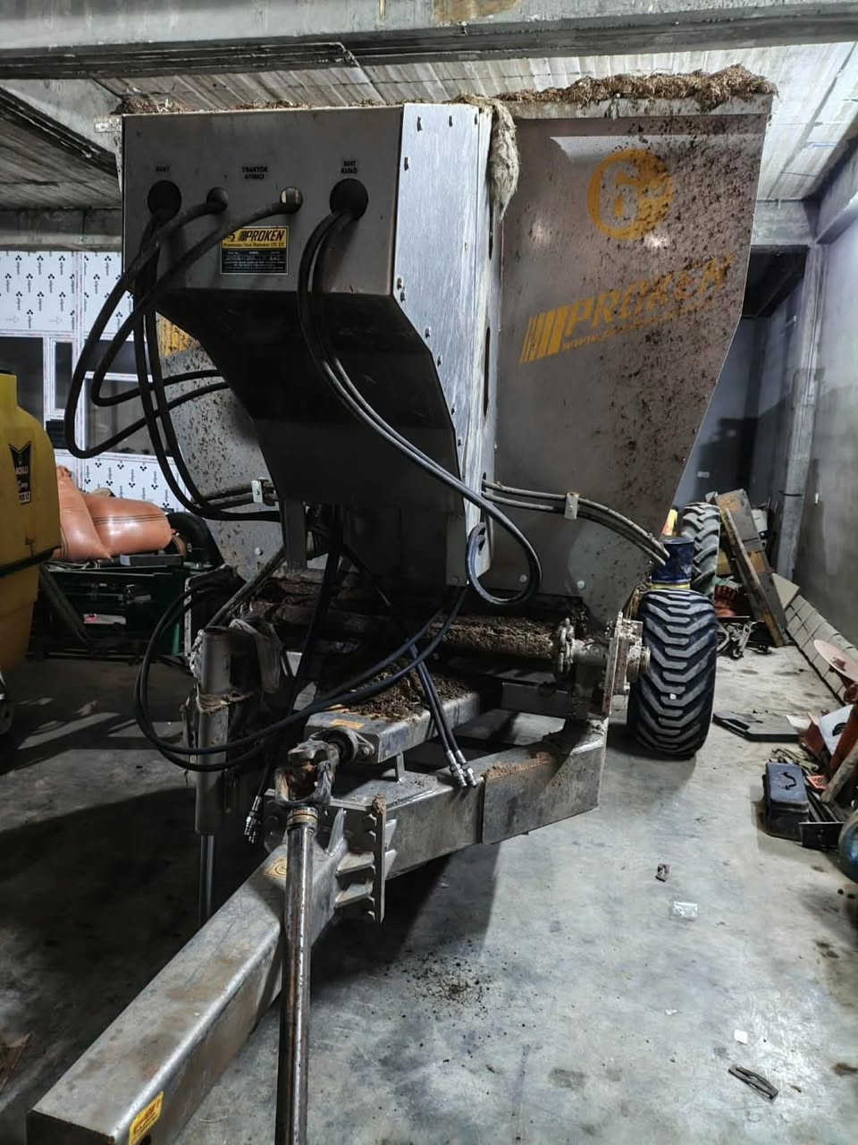 عربانه دمن للبيع الصناعية تركيا للبيع ***********
