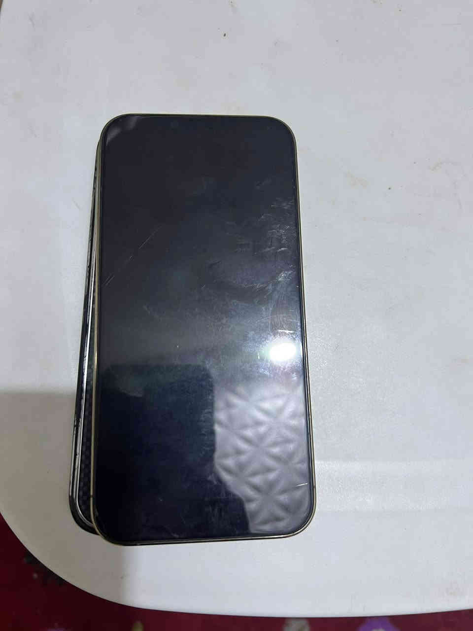 سلام عليكم لبيع 13برو ماكس ذكره 256 بطريه 85مبدل فقط شاشه مكان بلديات شارع لمصرف سعر 550 
***********
