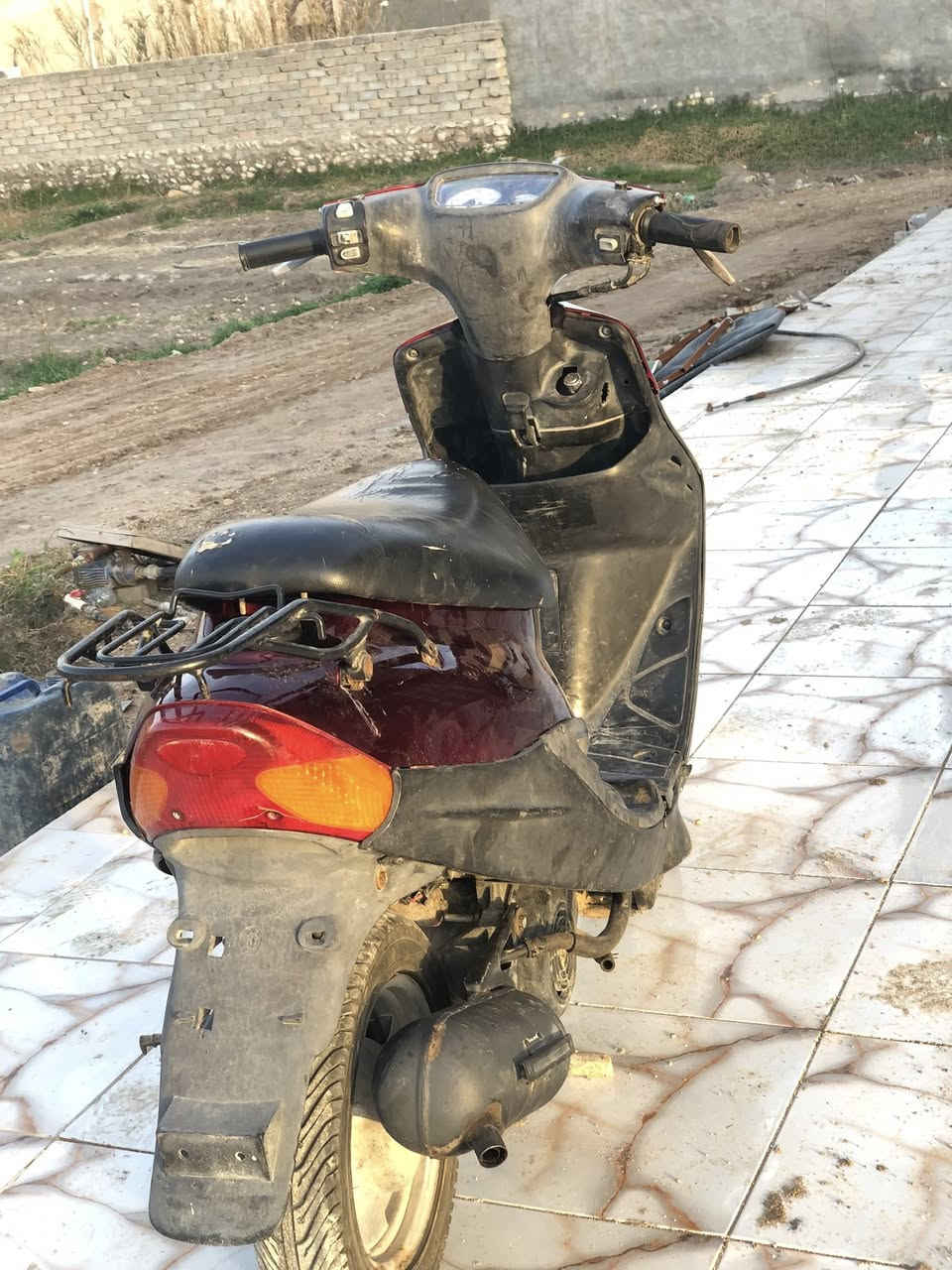 السلام عليكم بيجي للبيع نضيفه الدراجه توديك ل شغلك وترجعك عوزفها فقط تجفيت اكسن 📍 انتبه مو تخابرني تكول ماادري عوزها تجفيت اكسن سعرها 160 وبيها مجال للشراي رقمي ***********
